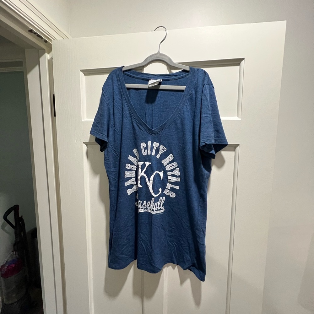Royals tee